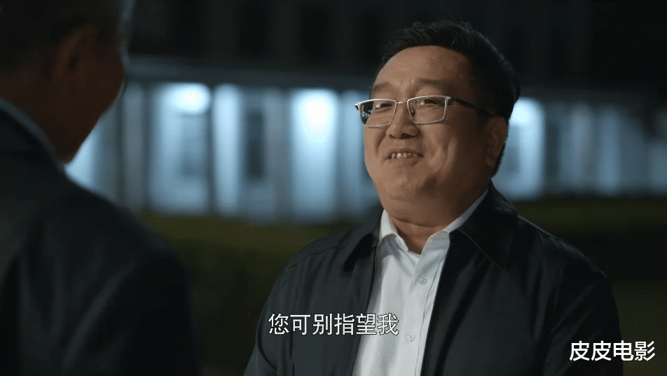 赵丽颖|赵丽颖插兜，雷佳音不下跪，细扒2022“十佳表演”名场面，真牛