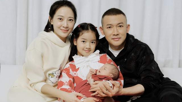 郑嘉颖|两个兔宝宝长相首曝光！聂远小9岁娇妻生二胎，郑嘉颖三胎似混血