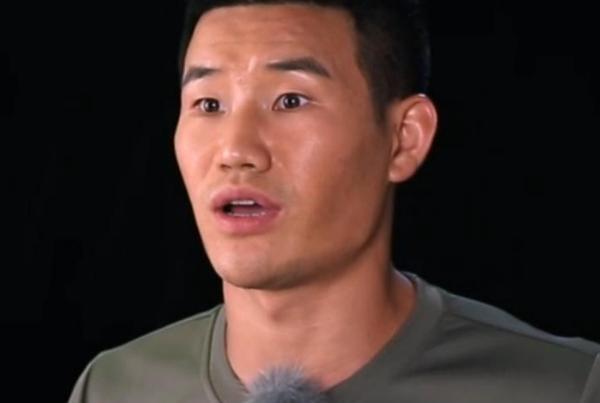 谢孟伟|嘎子(谢孟伟)直播间大骂老婆,怪怨弄错价格,懊恼皱眉说亏钱了