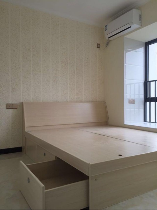 小户型装修,老公在客厅打了好多柜子,功能强大!茶几还会变身!