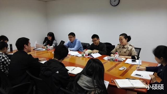 招聘|乡镇公务员迎来“3不限”,报名门槛或将下降,对专科生也很友好