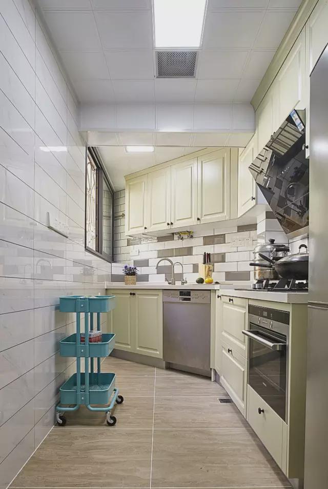 16万装100㎡北欧风,卫生间贴花砖,有些许灵动感