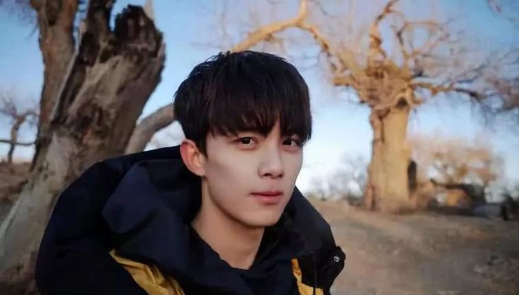 大S|吴磊到底有多善良？不计前嫌接阚清子电话，不利用光环敛财