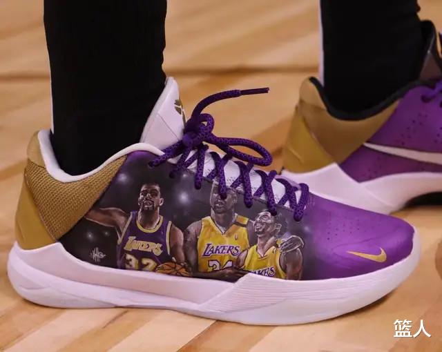 勒布朗·詹姆斯|NBA球员上脚：全明星战靴纪念科比，3位新秀致敬詹姆斯