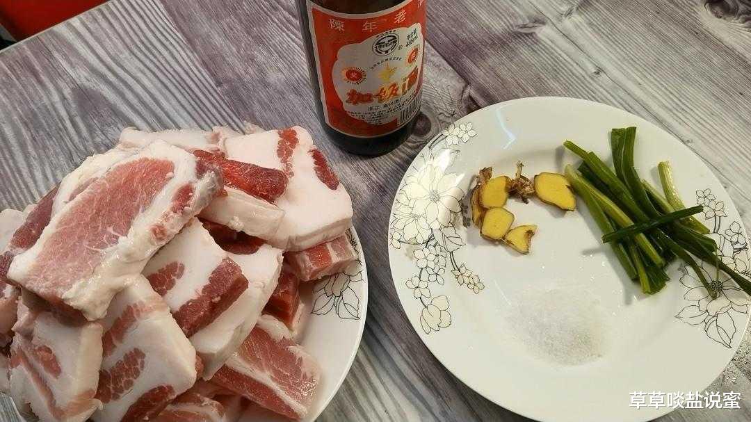 猪肉粕，又脆又香，就问你喜不喜欢？做法简单，味道不比卖的差