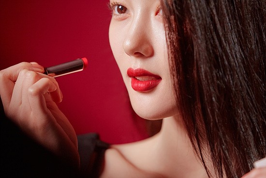 金裕贞 “天真、可爱、时尚、迷人”金裕贞，八色视觉（画报）