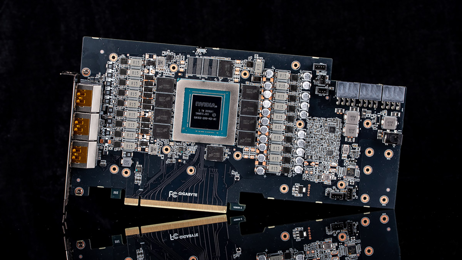 技嘉|主流级主板上市,B660M上限有多高,技嘉雪雕装机秀