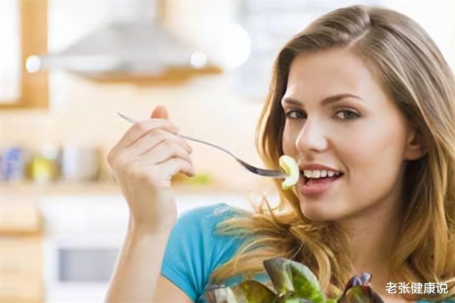 糖尿病足|4种食物是天然的“催老剂”,不想老太快的女人,尽量少吃为好