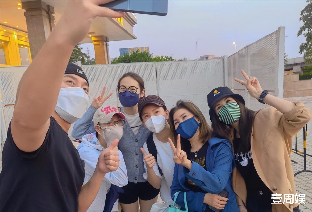 杨明|TVB艺人杨明提前出狱,谈到狱中生活现场抹泪,直言愧对父母!