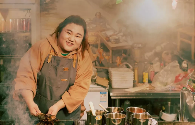 抖音|因一句“来了老弟”而爆红的黑河腰子姐，后来怎么样了？