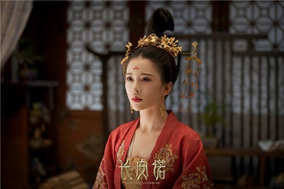 赵樱子|从一汉服体验师赵樱子提名金鹰奖女演员