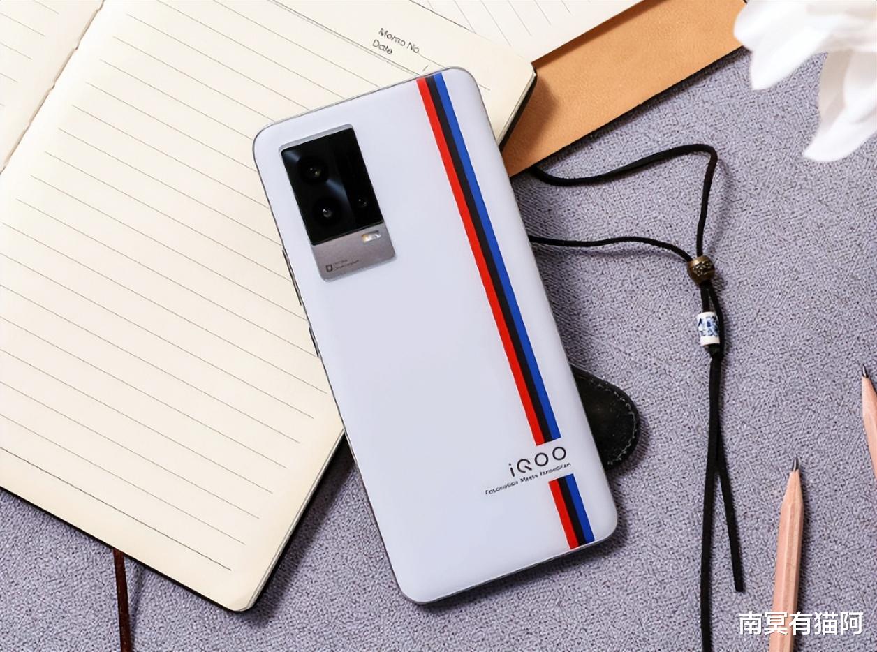 摄像头|几乎零差评的2款手机，价格适中不卡顿，性价比非常高