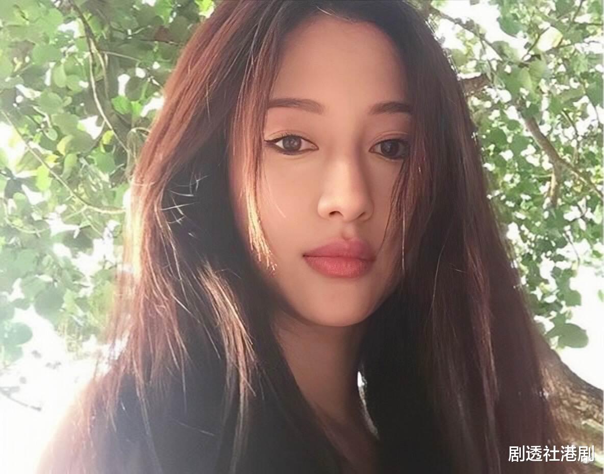 王秀琳|香港知名女星罕见出镜依旧风韵犹存！多段感情无缝连接，曾投诉遭同剧男星强吻