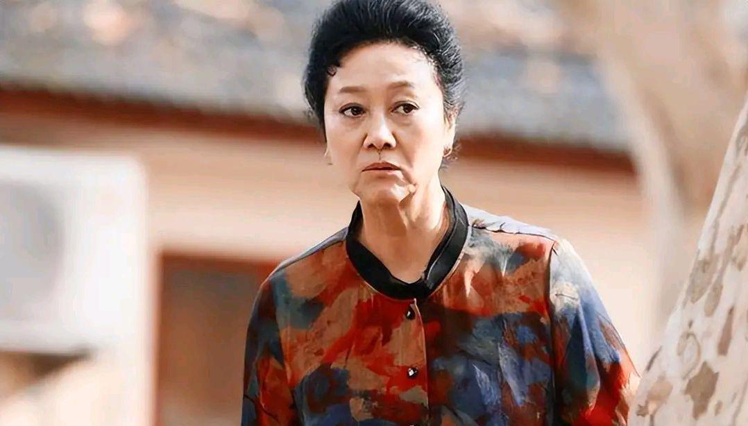 陈莎莉|有的演员演技惊人，却被长相拖累，一张“凶”脸导致戏路受限