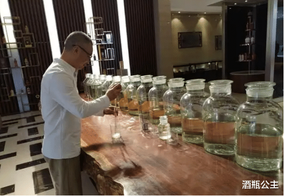 纯粮的都是好酒？不一定！资深酿酒师道出“3个标准”，建议弄懂