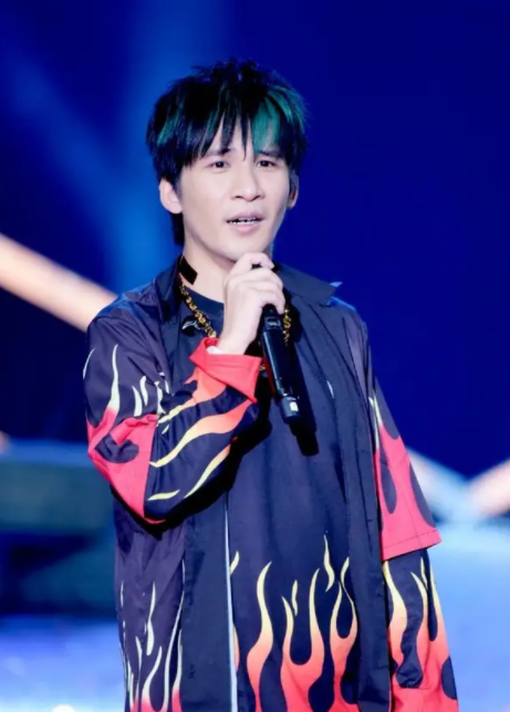 苏翊鸣|这几位实力唱将，居然也曾假唱过，并且因假唱导致掉粉