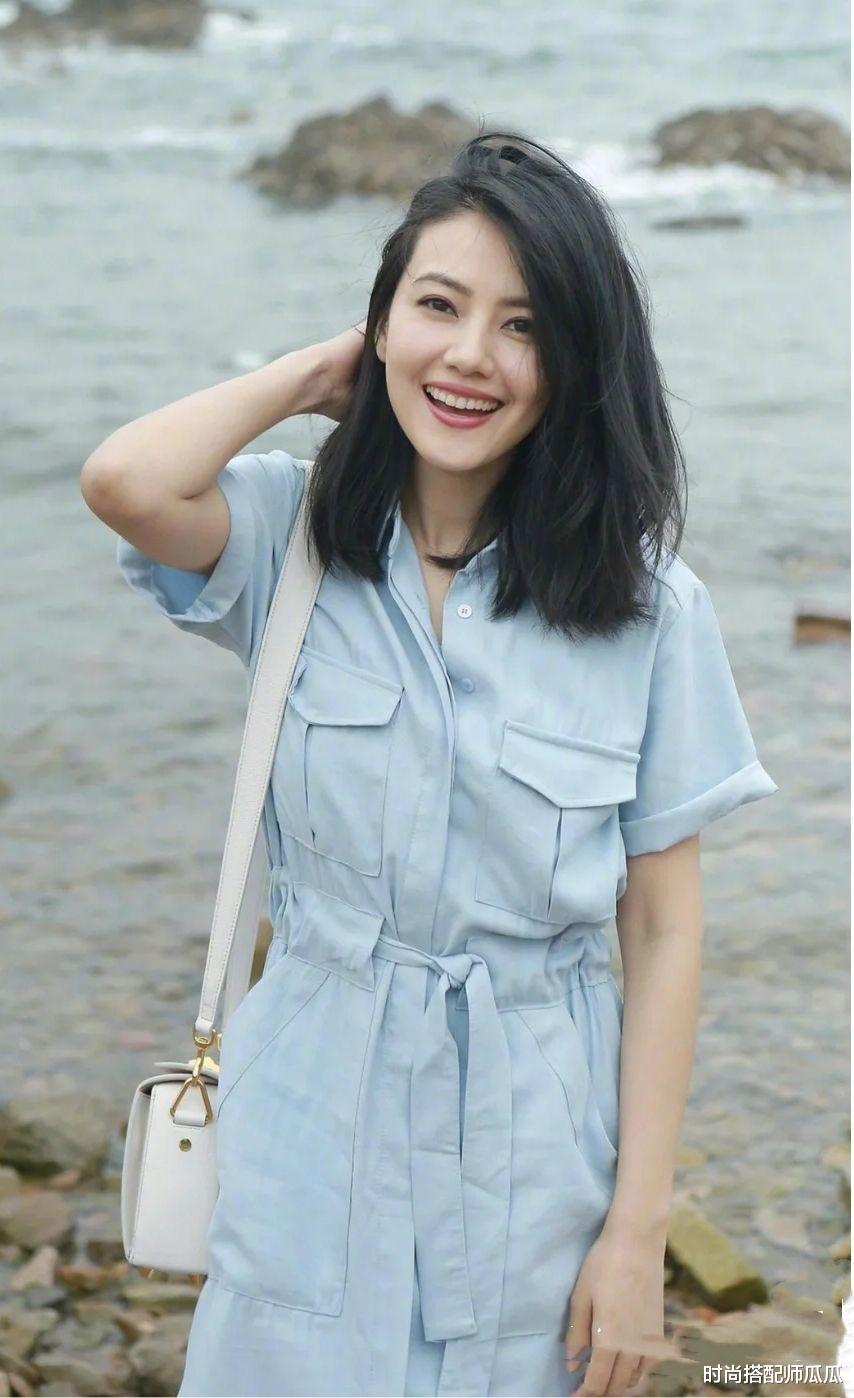 短发 4、50岁的女人别留长发了，今年流行这4种“齐肩发”，洋气减龄