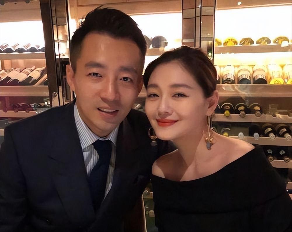 官宣|2天6个瓜,有夫妻撕逼,有恋情官宣,几家欢喜几家愁