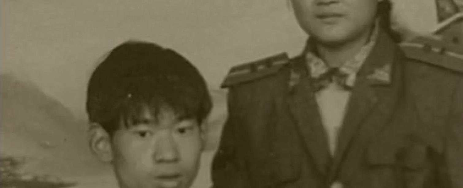 走近科学:重庆男子肚子变大,犹如孕妇,医生手术取出“畸胎瘤”