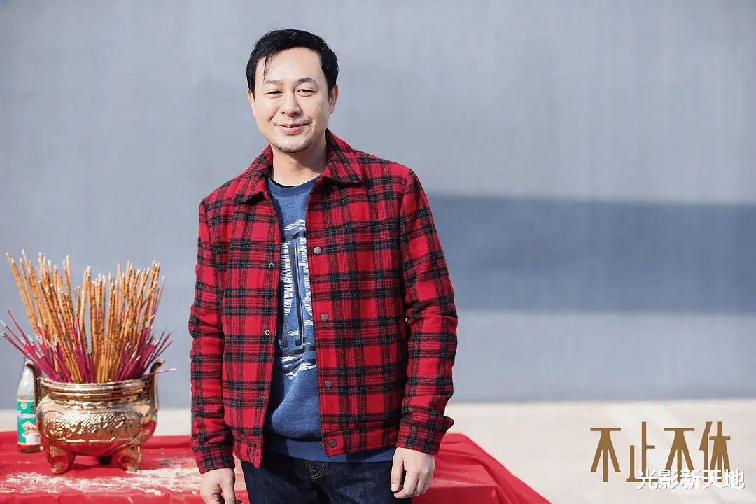 张颂文|张颂文新片定档,表演惹人泪目,影评人:比《我不是药神》好看