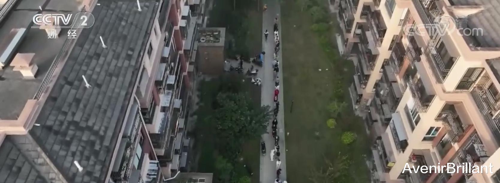 是新冠毒性弱了?是人体免疫系统强了?还是疫苗有效了?
