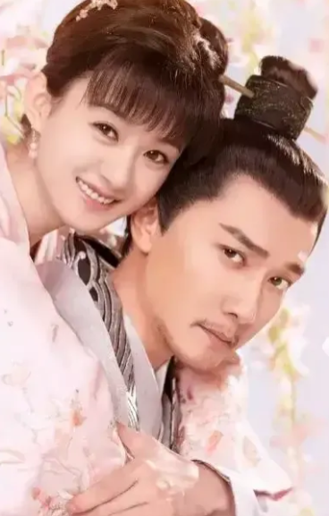 赵丽颖|赵丽颖和冯绍峰相识几部剧下来,赵丽颖还是被眼前这个温柔体贴的男人吸引了。