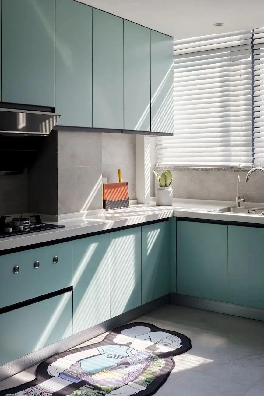 145㎡房子装修成现代轻奢，书房还带隐形床，看完直呼想住！