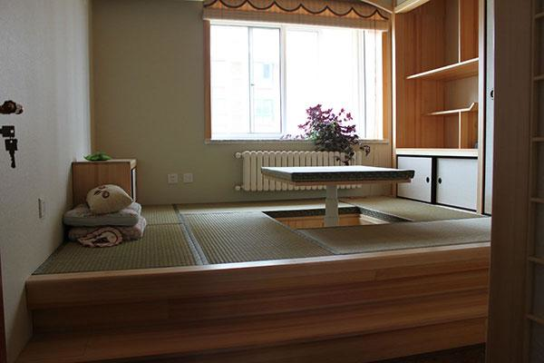 当初没看这个就装了榻榻米的设计,现在榻榻米变成了炕!后悔莫及