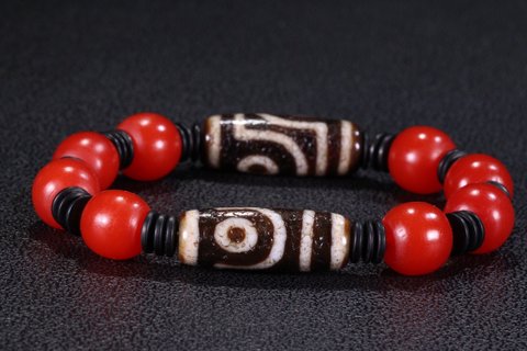 nx|【藏传精品两眼天珠玛瑙手串 】