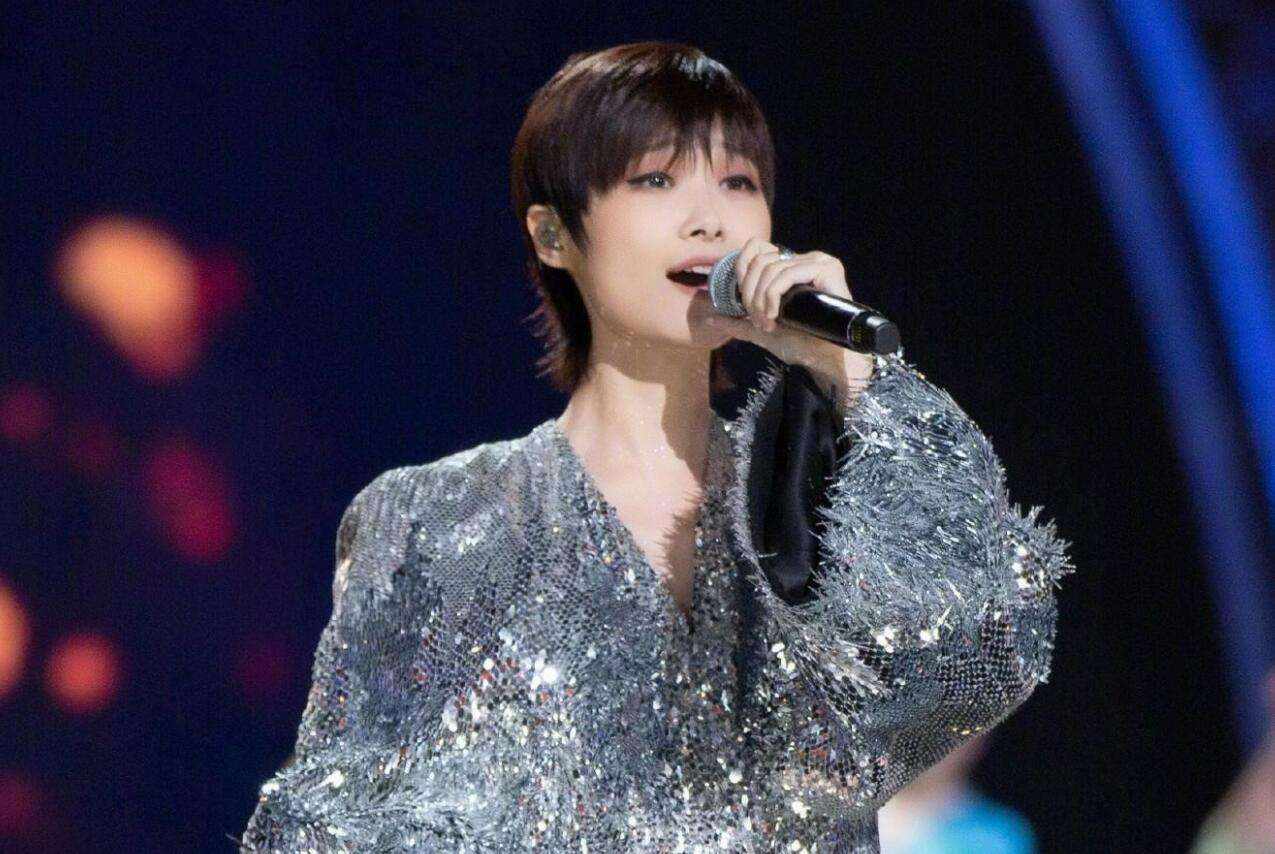 华晨宇|“被高估”的6位歌手，拿奖拿到手软，有人却拿不出像样的代表作