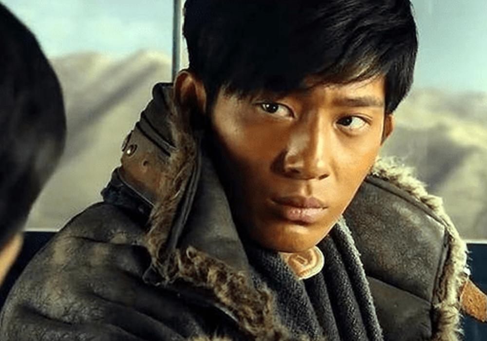 张起灵|《盗墓笔记》7位真人张起灵,杨洋俊美,肖宇梁经典,他像挖煤的