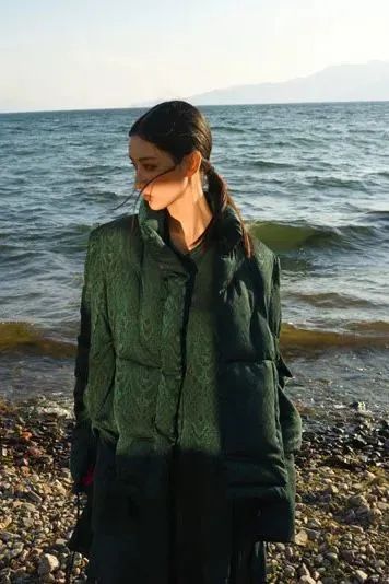 素白· 马乖：缱绻｜SS23 CFW 预览