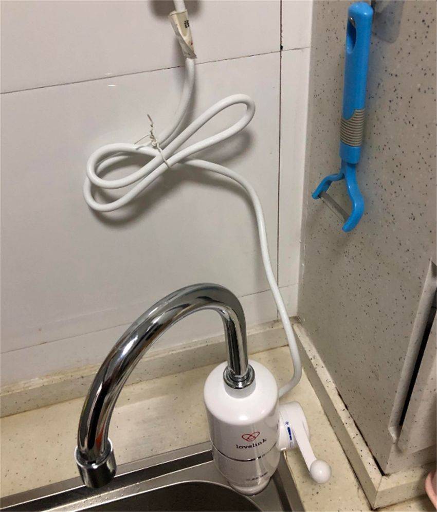 为何用过电热龙头的人，都想换回小厨宝？家用选哪个更合适！