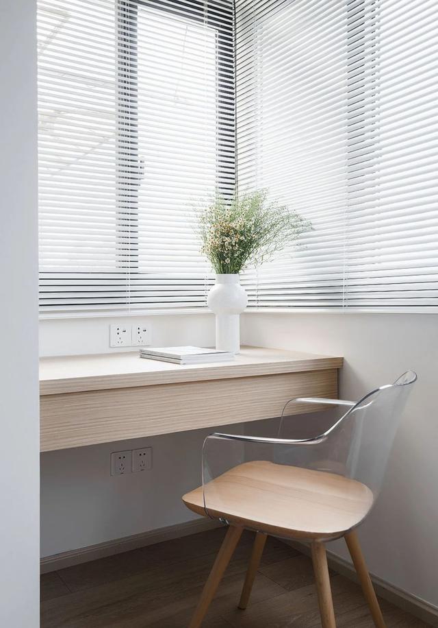 50㎡手枪户型,变身通透两居室,还规划出三个办公区,太实用了!