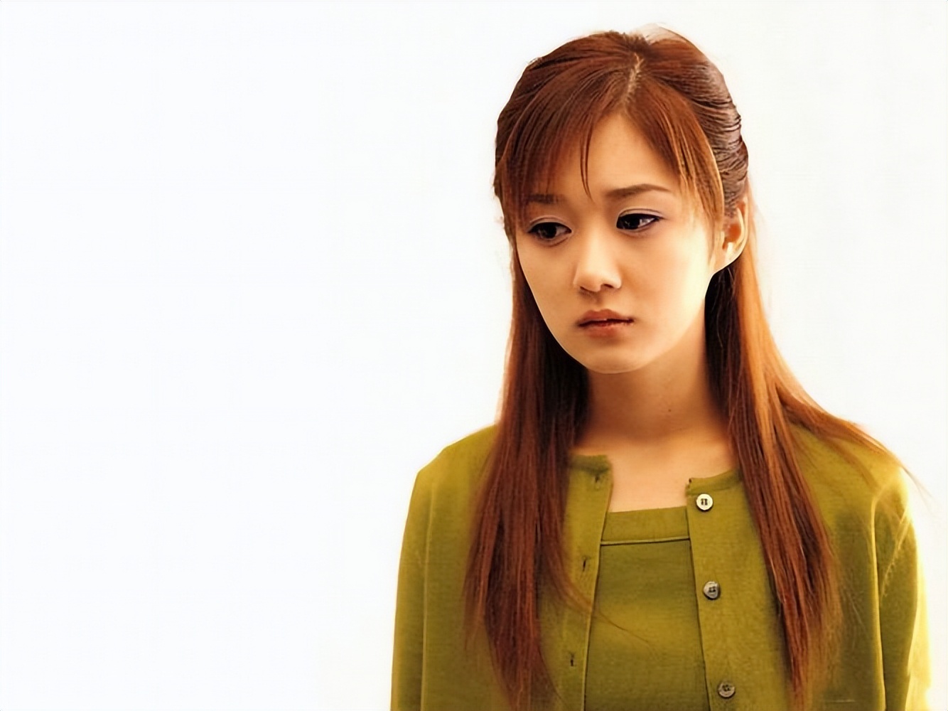 张娜拉|41岁张娜拉宣布婚讯遭群嘲:不尊重中国市场,我们凭啥要惯着你?