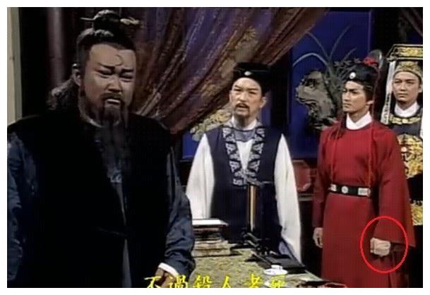 包青天|《包青天》幕后，金超群何家劲沟通困难，10集剧情硬加成236集