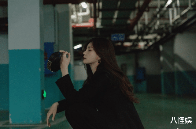 沈梦辰|沈梦辰最新大片，露小蛮腰破怀孕传闻，爸爸曾立家规禁止婚前同居