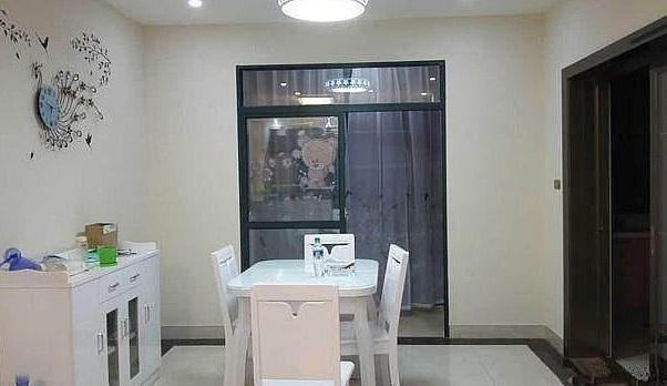 朋友15万装修的新房，丑得不忍直视，这干湿分离笑出了腹肌！