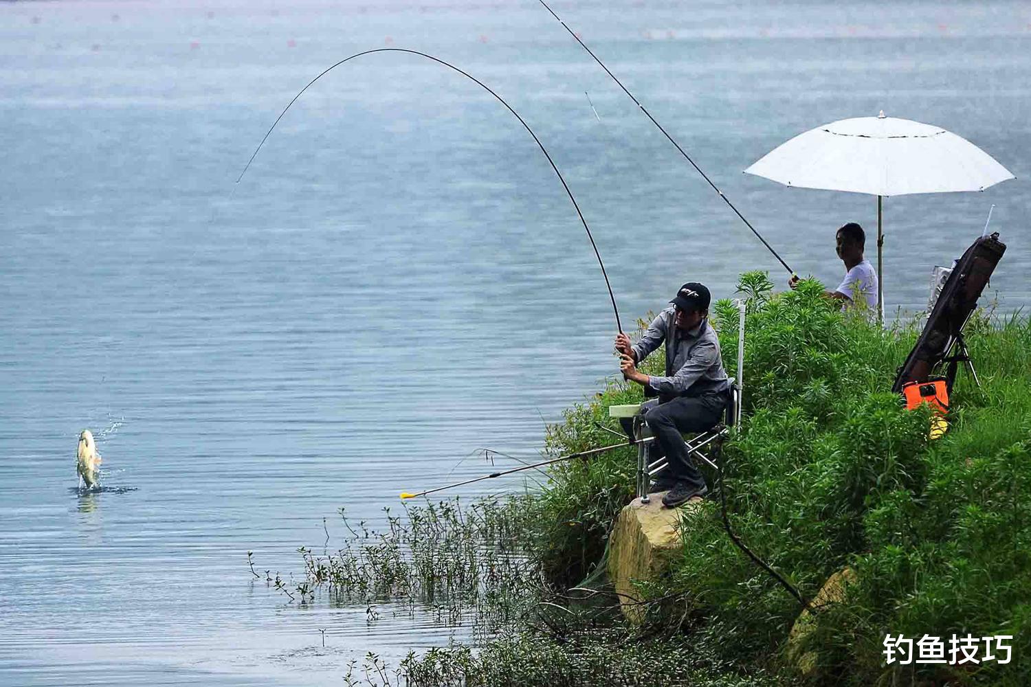 |钓鱼界三名真正的钓王,目前没有人能够超越他们,其中一个很陌生