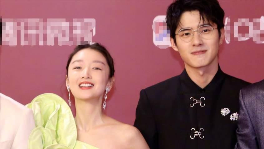 刘昊然|领证了？周冬雨、刘昊然广场已沦陷