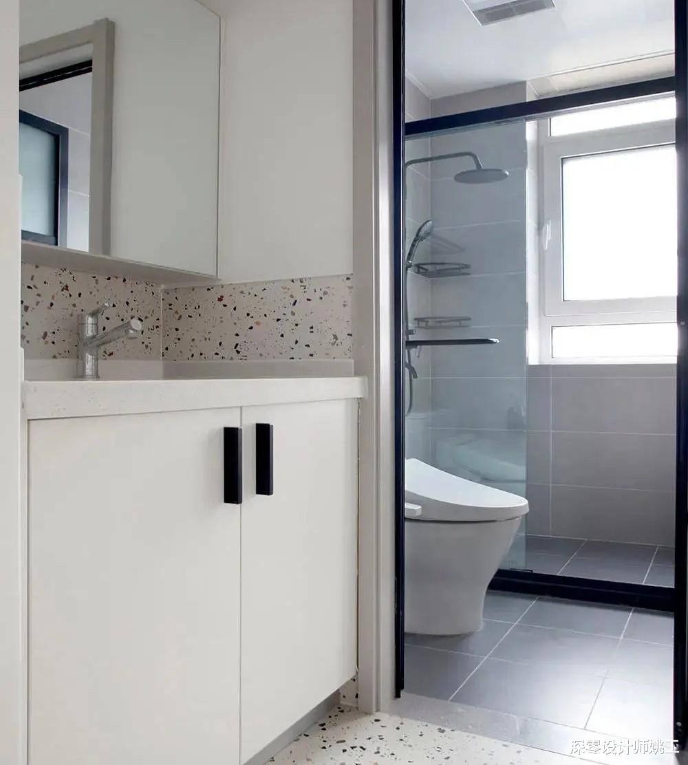 小卫生间怎么设计更实用?这4处隔断可实现一地多用,省空间还上档次