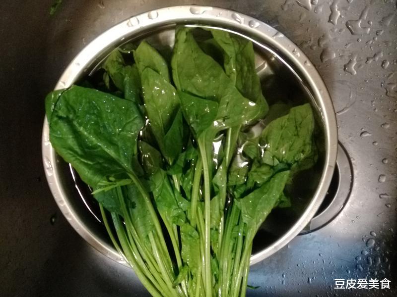 中老年人,冬天除了牛奶,多吃这5样,提升免疫力,身体更强健