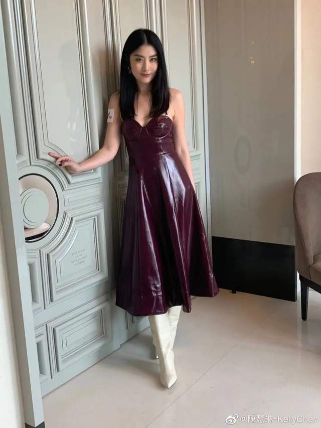 陈慧琳|50岁美上热搜的陈慧琳，保养秘诀是“不跟魔鬼打交道”