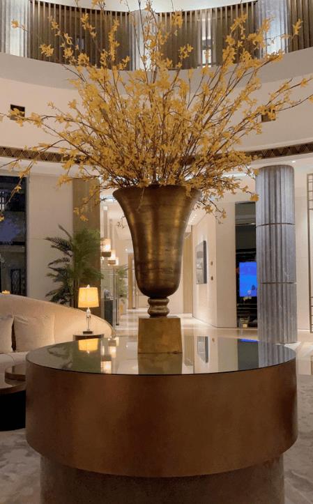 李湘|李湘与男友新房疑似曝光,晒出与女儿王诗龄合影,豪宅内景曝光