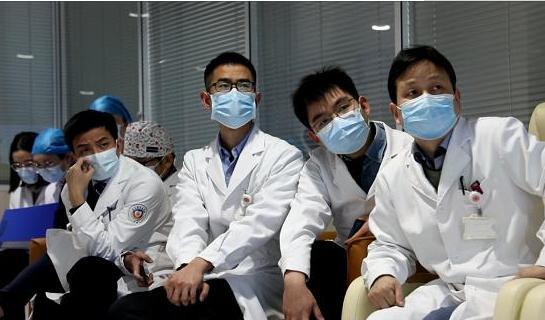 大学生|除公务员以外,这三个“金饭碗”职业非常吃香,稳定性高待遇好