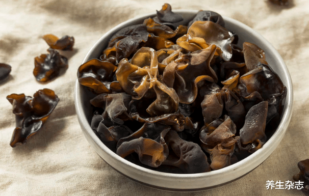 甲状腺|多名医生呼吁:不想肿瘤飙长,远离“2素1荤”,以免甲状腺烂如蜂窝