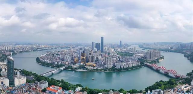 鲫鱼|广西一男子野钓收获10斤大甲鱼，想放生却被阻止，原来是外来物种