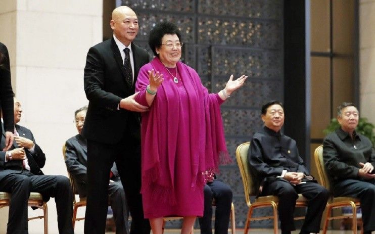 陈丽华|“嫁”给陈丽华,是多少男人的梦想,只有悟透爱情的唐僧取得真经