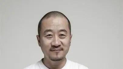 巴图|大佬的“平庸”儿女：跑8年龙套、家暴女友、吸毒被抓，都不争气