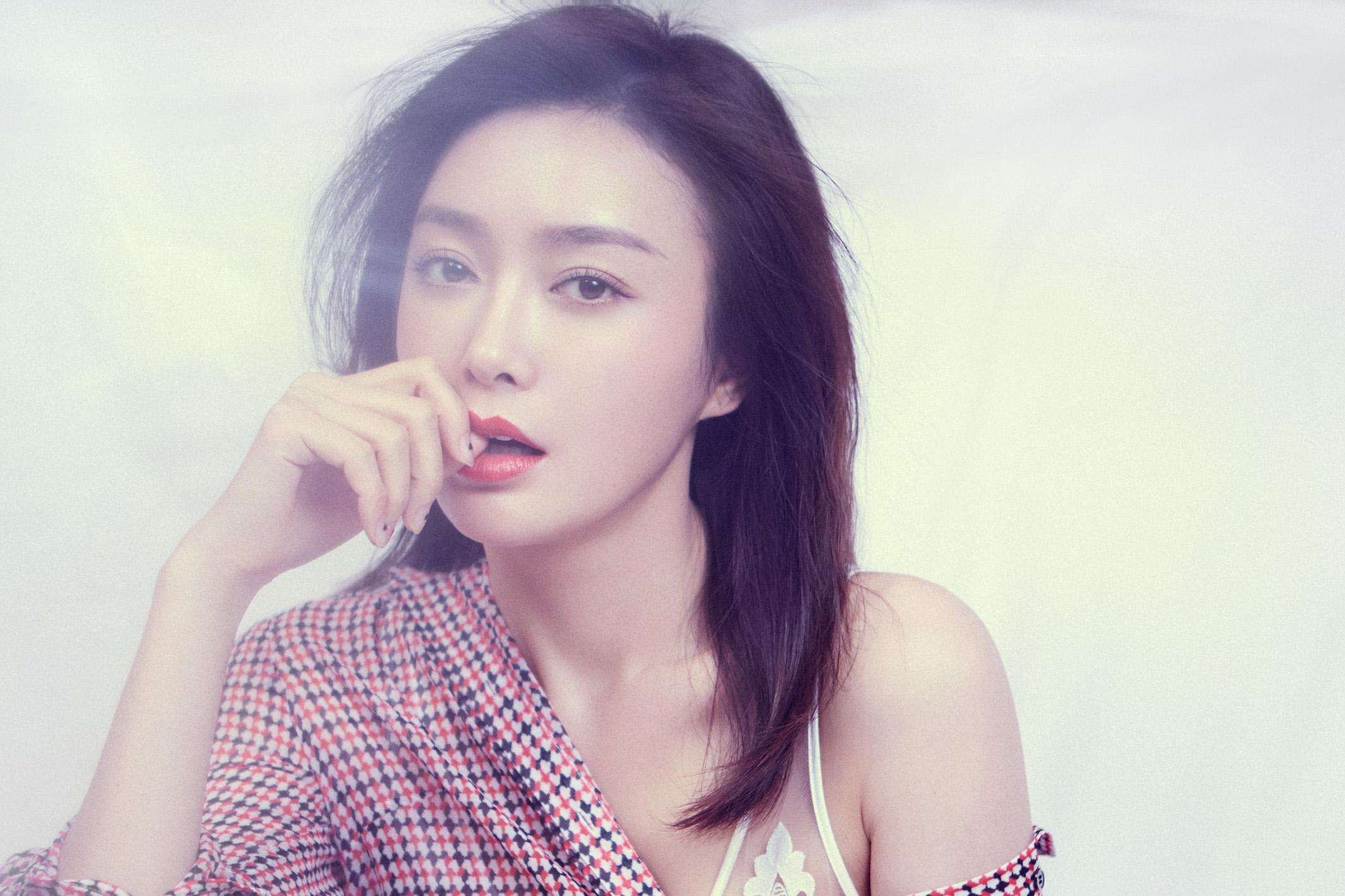 秦岚|秦岚被指耍大牌？起争执气走导演，工作室还原真相